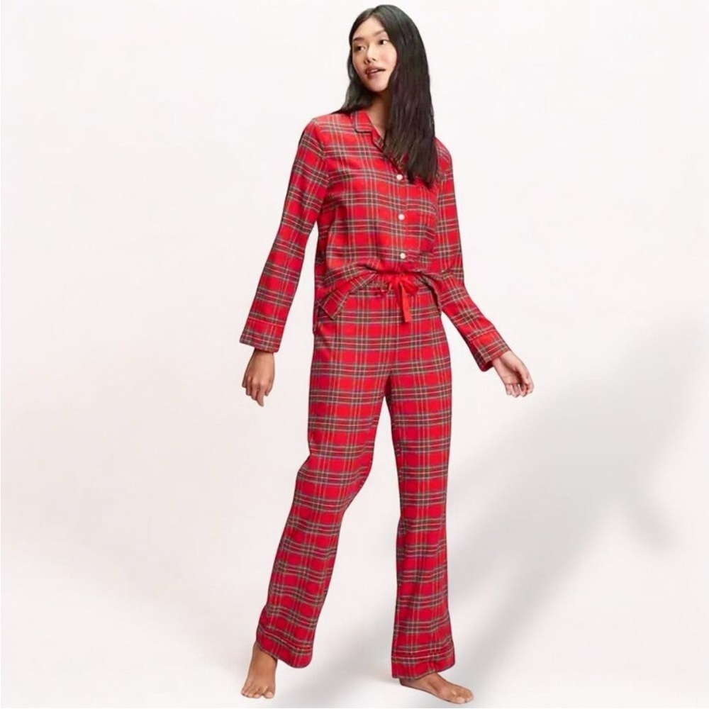 GAP Red Plaid Women’s Flannel Pajamas - Picture 3 of 4